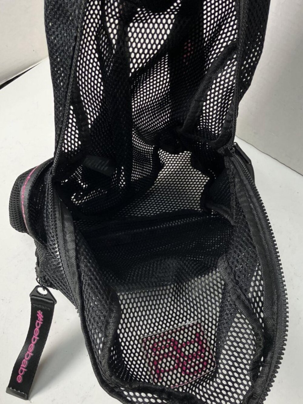 ✨ BEBE Manny Black Polyester Mesh Mini Backpack Logo Straps Like New ✨ - Picture 4 of 6